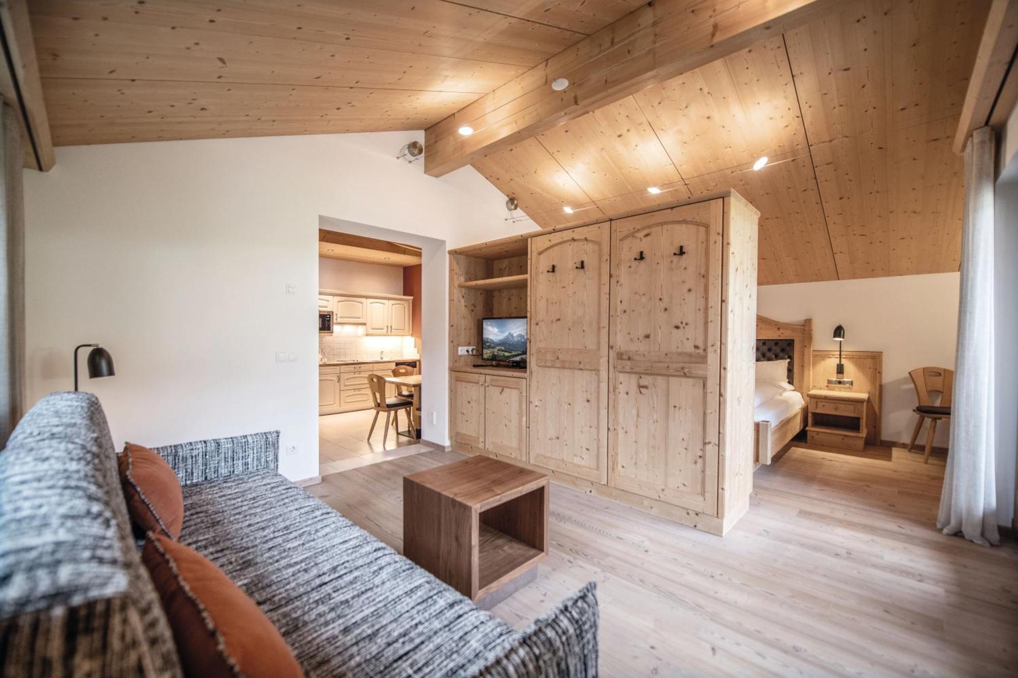 Aparthotel Sonus Alpis - Adults Only Castelrotto Camera foto