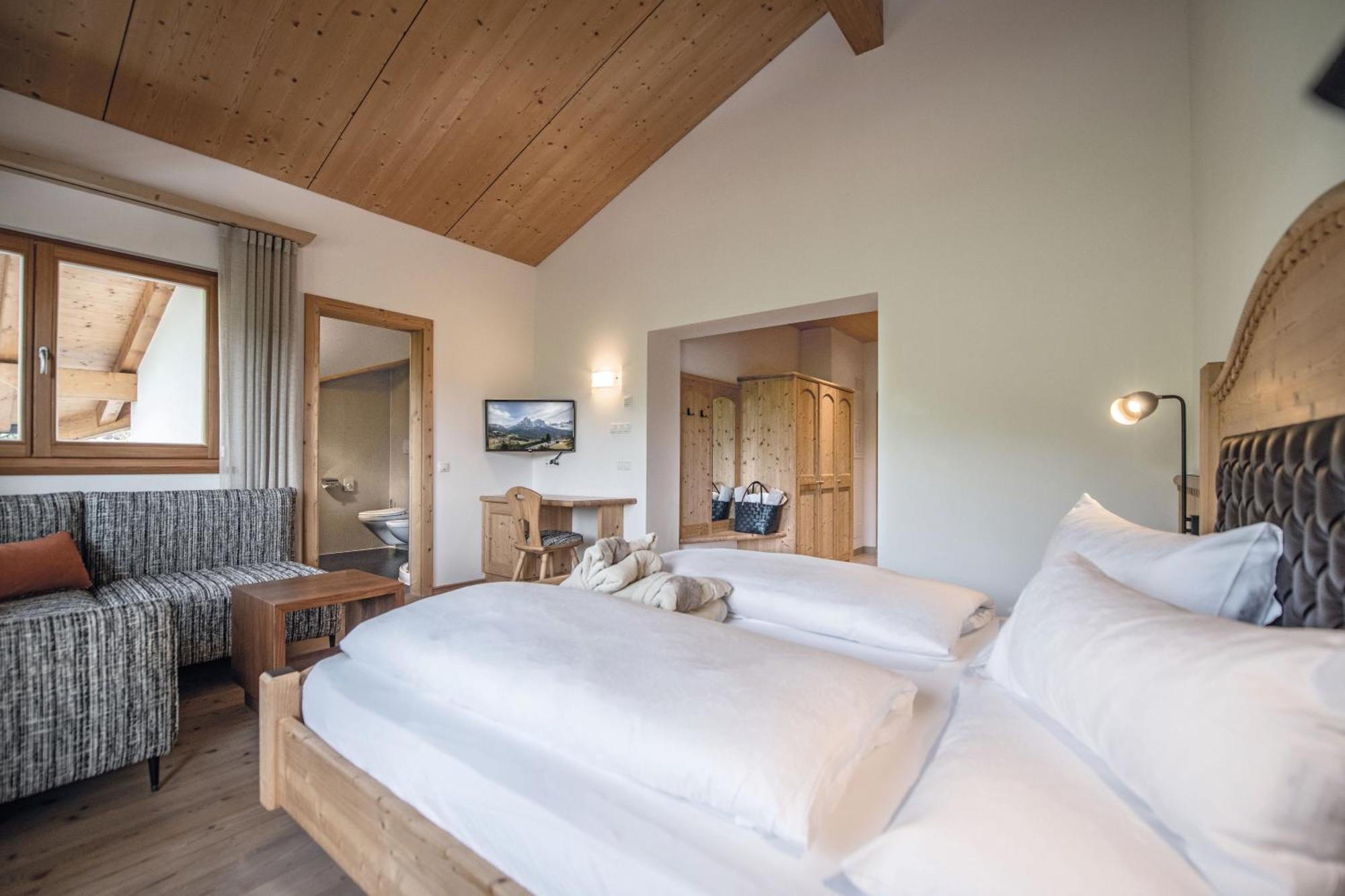 Aparthotel Sonus Alpis - Adults Only Castelrotto Camera foto